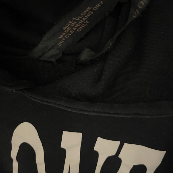 VLONE Black Graphic Flame-Sleeve Hoodie - Picture 2 of 3